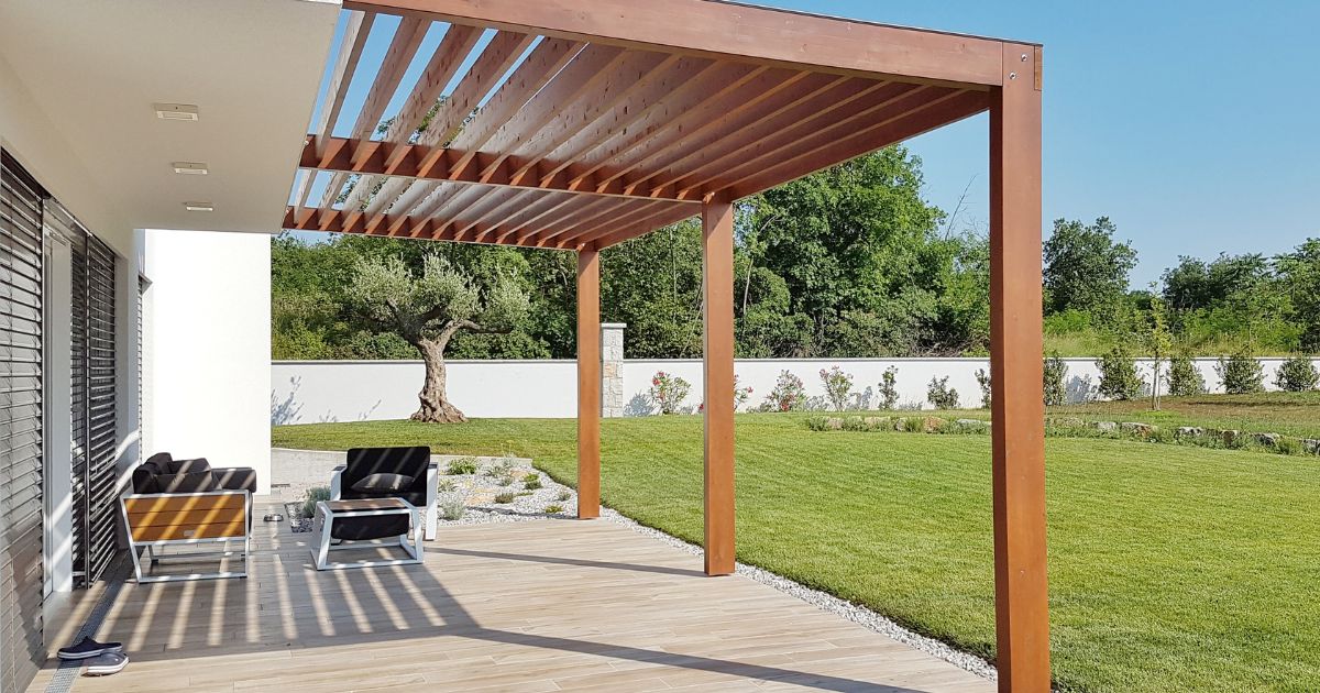 Pergolas bioclimatiques en bois