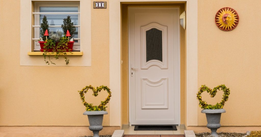 Porte d'entrée en PVC