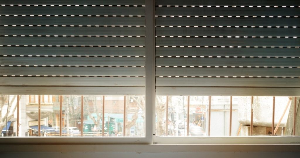 Volet roulant blanc PVC