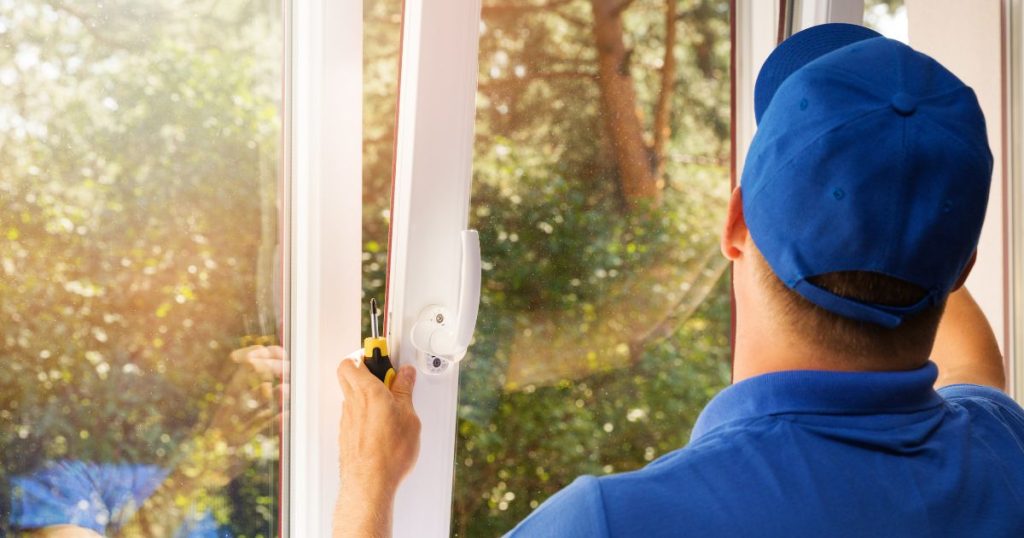 professionnel avec fenetre PVC blanche