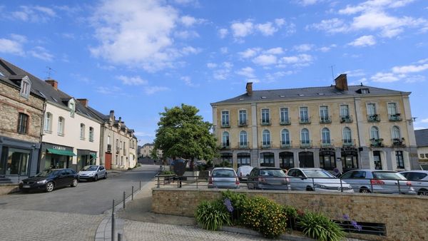 Architecture locale et autour de Bain-de-Bretagne