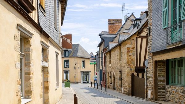 Architecture locale et autour de Châteaugiron