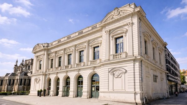 Architecture locale et autour de Cholet