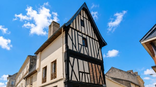 Architecture locale et autour de Doué-en-Anjou