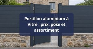 Portillon aluminium assorti au portail, ouvert de face, poignée et serrure visibles, à Vitré